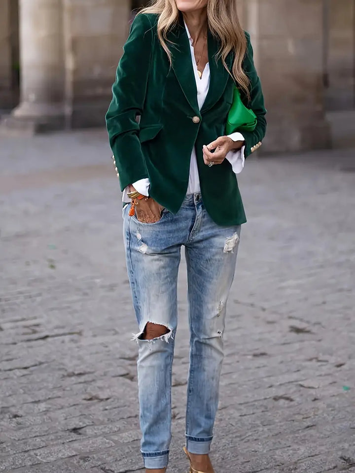 Serena – Elegant Velvet Blazer