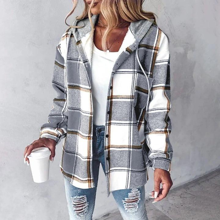 Mira – Cozy Plaid Hooded Jacket