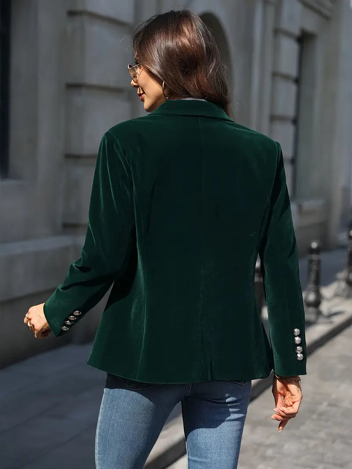 Serena – Elegant Velvet Blazer